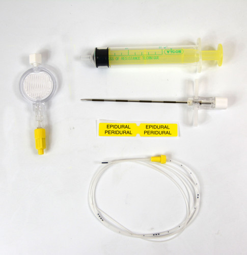 Mini-sets 4 componenten PERIPUR (naald + katheter + spuit + filter)